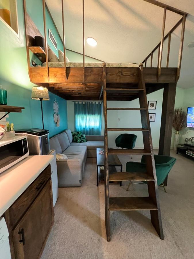 Apartamento Cozy Loft With Parking And Private Patio W/ Grill Wilmington Exterior foto